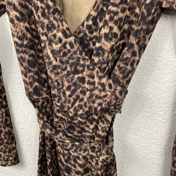 New Good American Daynight Wrap Dress Sepia Leopard Brown Stretch Sz 0 - Picture 5 of 14